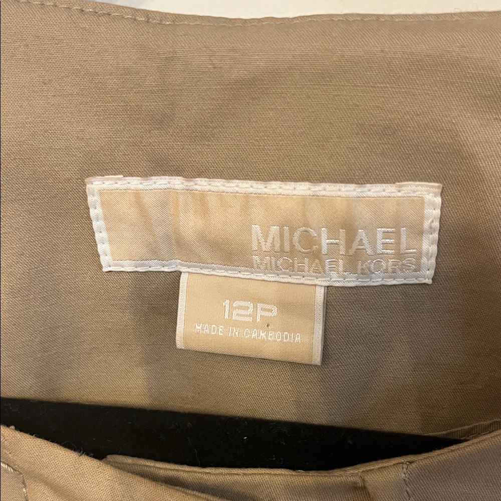 Michael Kors Tan Short Sleeve Utility Jacket *MISSING BELT* - Picture 2 of 6